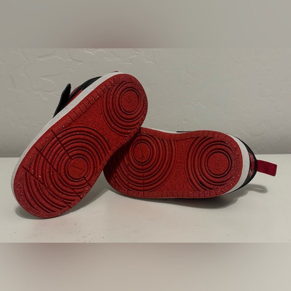 Nike Kids Black and Red Sneakers - Picture 5 of 5